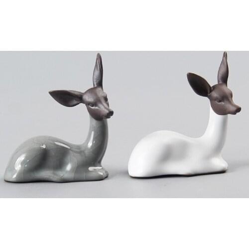 A Pair of Lovely Small Deer Tea Pet Ru Kiln Purple Clay Ge Kiln Ice Crack Delicate Home Decor Chinese Tea Set Accessory Teapet
