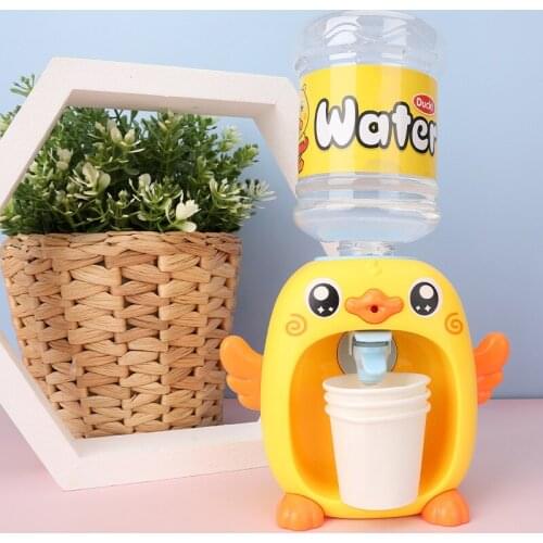 Little yellow duck drinking fountain toy Mini water dispenser play house kitchen small simulation small yellow duck baby