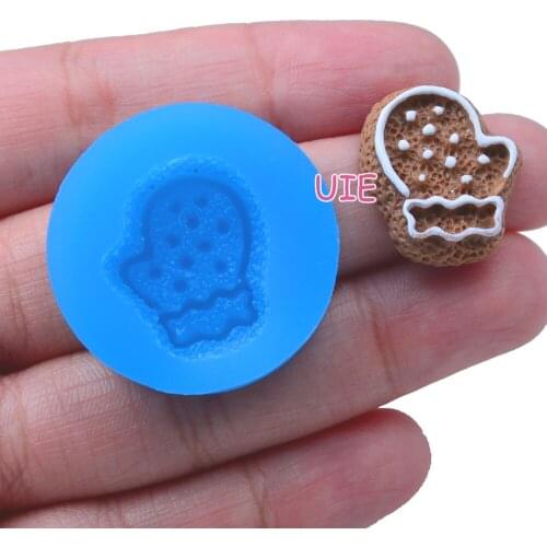 FYL190U 17.7mm x 21.2mm Glove Silicone Mold Fondant Cake Decoration Candy Resin Clay Earrings Necklace Craft Soap Candle