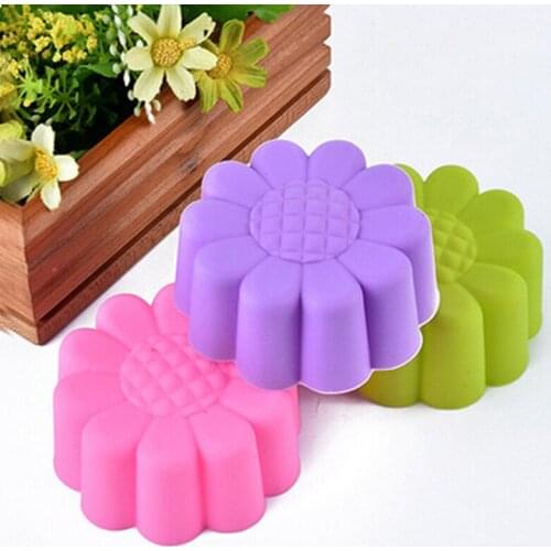 4pc 7cm Silicone Sunflower Cake Mold Muffin Cup Baking Tool Chocolate Jelly Pudding Mould Girl Birthday Wedding Decoration Soap