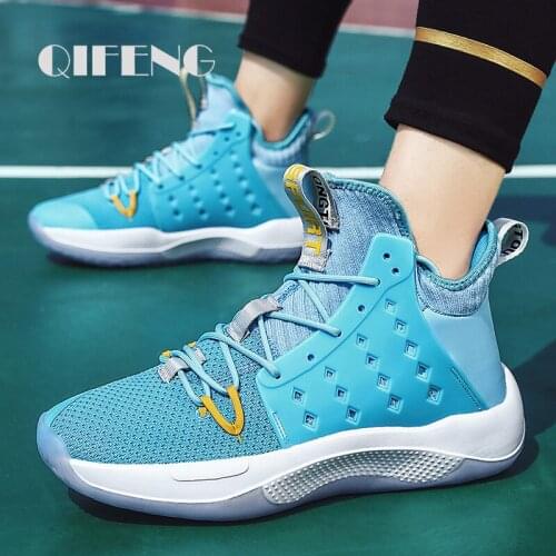 Fashion Sport Boots Men Trendy Casual Shoes Breathable Sneaker Summer Mesh Sport Shoes Lighted Male Sport Shoes Boots Men Winter