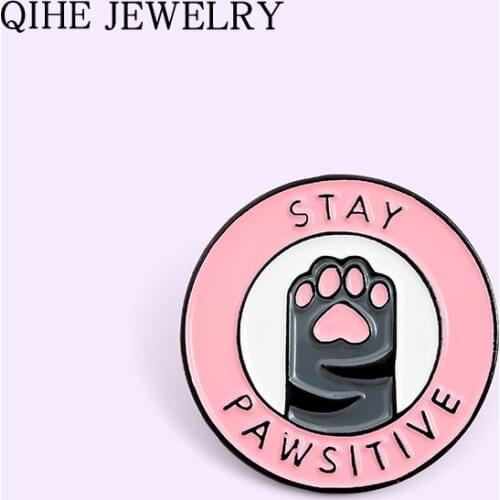 Cautious Cat claws Enamel Pin Pink Round Kitten Paw Animal Badge Pin Buckle Custom Cartoon Brooch For Cat partner Gift Jewelry