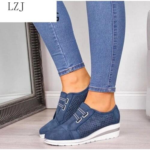 2020 Flock New High Heel Lady Casual Women Sneakers Leisure Platform Shoes Breathable Height Increasing Shoes Women Flats
