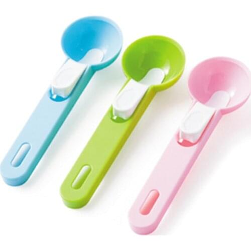 1Pcs Colorful Ice Cream Spoon Food -Grade Plastic Dig Ice Cream Ball Watermelon Fruit Digging Spherical Shape Cream Tools