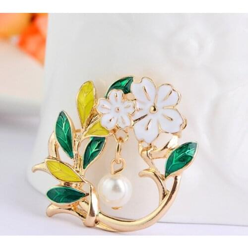 Vintage Flower Garland Drop Pearl Brooches Wedding Floral Bouquet Brooch Enamel Pins Dress Clothing Jewelry Accessories Gift