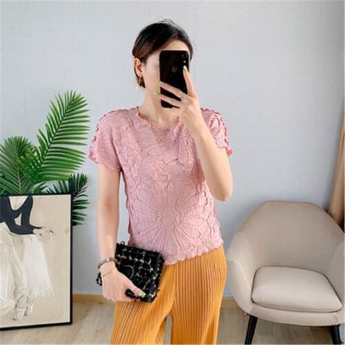 Miyake pleated top womens short-sleeved embroidered temperament autumn 2021 new slim all-match female round neck T-shirt women