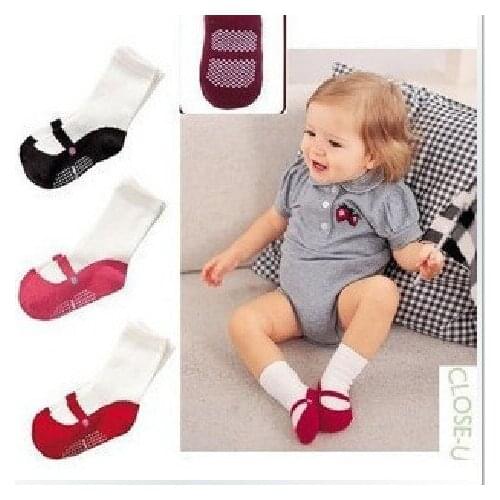 Anti-slip Shoes Cotton Socks Fashion Baby Girl Warm Socks Dot Children Cute Slip Shoes Cotton Socks Kids 3 Colors