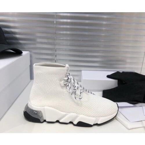 New Mens and womens running shoes Soft and comfortable Ultra light and breathable Jogging outdoors Mesh shoes