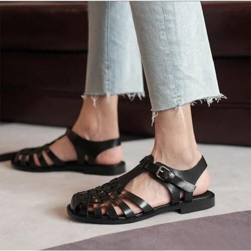 2021 Women Sandals Summer 2021 Ankle Strap Roman Beach Female Shoes Pound Toe Hollow Out Fashion Low Heels Ladies Sandals