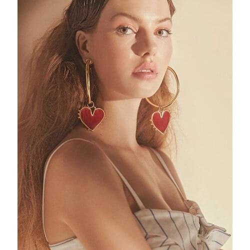 Female Poker Red Heart Hoops Earrings Exaggerated Gold Color Big Circle Type Dangle Earring For Women Fashion Earings Jewelry