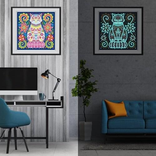 5D DIY Night Luminous Diamond Painting Special Shaped Diamond Embroidery Cross Stitch Cat Picture Of Rhinestone Home Decoration