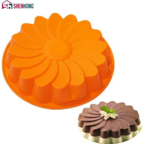 1PCS Silicone Round wavy Non-stick Baking Petal Cake For Pizza Pan Molds Biscuit Chocolate Pudding Savarin Cake Desserts Tools