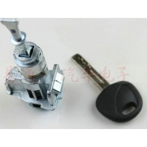 Kia K5 left front door Lock Auto Car Practice Lock Cylinder With Black Car Key Locksmith Tools Training Car Lock