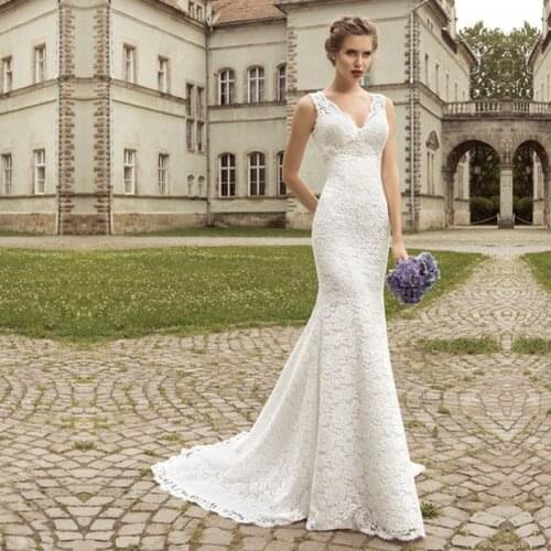 Elegant Mermaid White Lace Wedding Dresses Custom Made 2015 Beautiful V-Neck and Lace up Bridal Gown