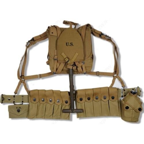 WWII US ARMY ELITE EQUIPMENT CONBINATION USMC UPPER BACKPACK WITH STRAPS T-TYPE SPADE FIVE CELL POUCH AND USMC KETTLE