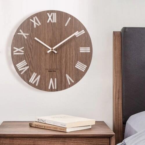 Solid Wood 3D Wall Clock Modern Design Vintage Roman Number Clock Kitchen Decoration Art Hollow Wood Wall Watch Home Deocr