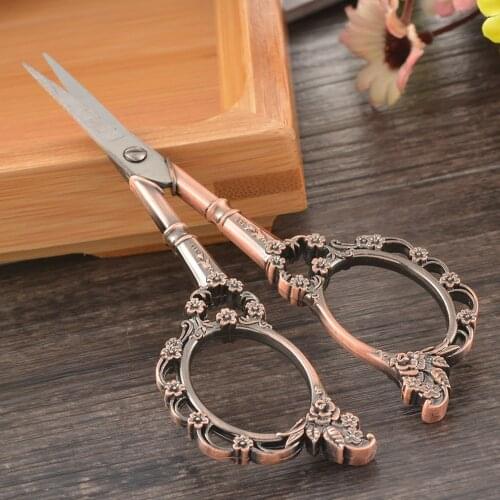 Vintage European Sewing Scissors Stainless Steel Needlework Embroidery Scissors & Needle Case Fabric Craft DIY Sewing Tools