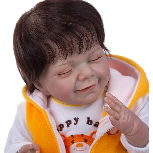 Closed Eyes Look Like Sleeping Reborn Baby Dolls 50 cm Lifelike Cloth Body Reborn Bonecas Doll Toys For Kid Childrens Day Gifts
