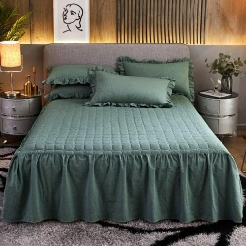 2020 new products All cotton water wash quilting Bed spread Fitted Sheet Pillowcases 2/3 pcs Luxury Solid Pleated lace bedding