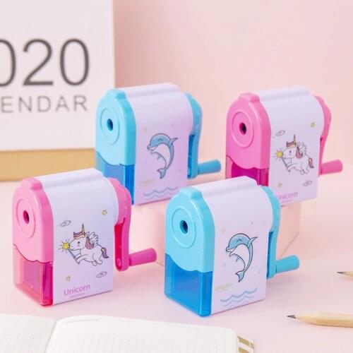1pcs Student Hand Crank Pencil Sharpener Cartoon Print Pencil Sharpener School Supply