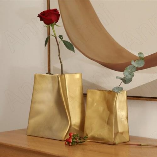 Creative Golden Fold Paper Bag Vase Nordic Modern Light Luxury Bright Light Ceramic Flowers Vases Gold Plating Process Ornaments