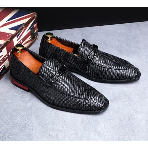Buty meskie black brown slip on loafers smoking slippers tassel oxford shoes for men male driving causal flats soulier homme