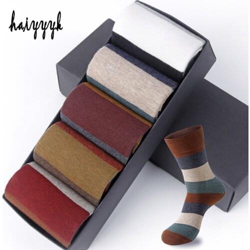 Mens Combed Cotton Socks Fashion Colorful Large Stripe Harajuku Four Seasons Casual Socks Men Size 39-44 5Pair/Lot