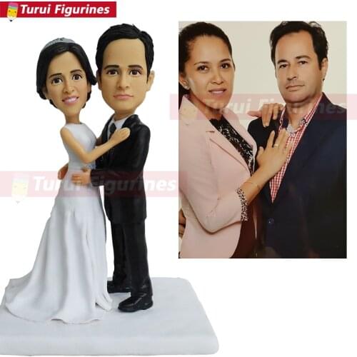Wedding cake topper interracial couple bobblehead mini me couple statue custom pet bobblehead dolls custom sports bobble head