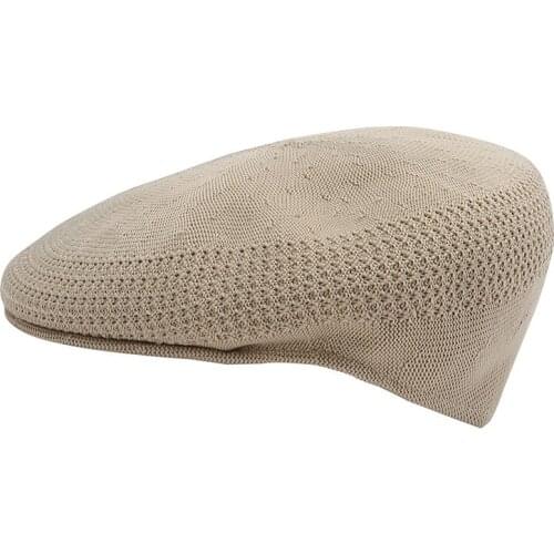 New Womens Hat Spring and Summer England Retro Wild Painter Hat Hollow Breathable Cap Forward Cap