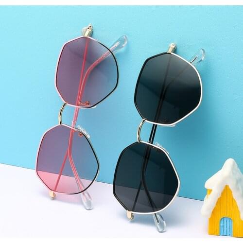 Fashion Kids Sunglasses Polarized Girls Gradient Eyeglasses Boys Alloy Frame Fashion Glasses Children Shades UV400 Accessories