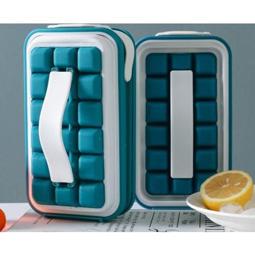 2 in 1 Portable Silicone Ice Ball Maker Tray Foldable Kettle Storage Ice Box Material is TPR + PP + silica gel