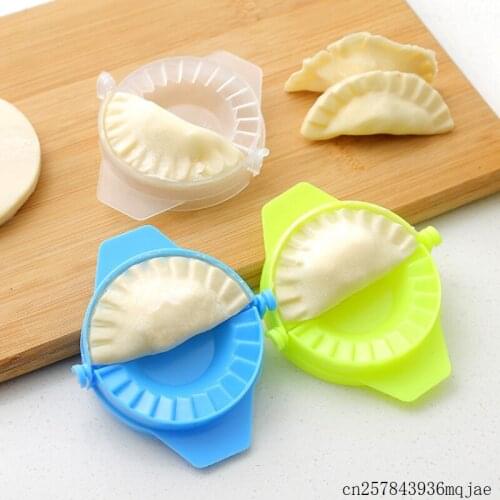200pcs Dumplings Tool Dumpling Jiaozi Maker Device Easy Dumpling Mold Clips Kitchen Accessories