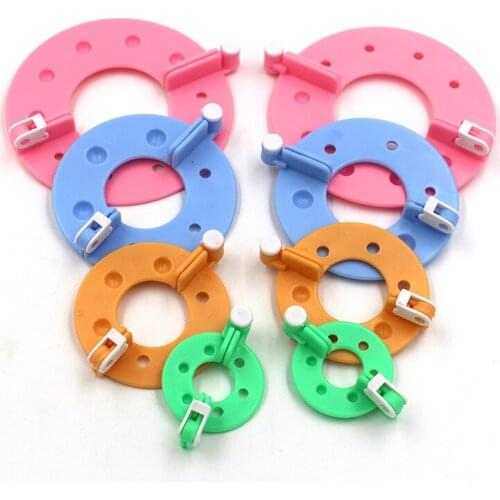 4 Sizes Wool Ball Maker Tool Craft Knitting Tools Pompom Wool Plush Ball Maker Set Fluff Ball Weaver Home Decoration Maker Tools