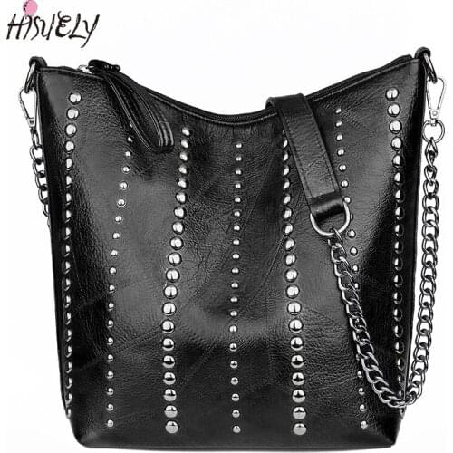New womens bag in winter retro large capacity single shoulder bucket bag Pu soft leather rivet messenger bag
