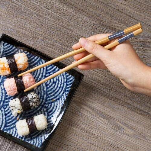 10 Pairs Bamboo Rice Food Chopsticks Non-slip Wood Household Japanese Chopstick Hotel Chopsticks Tableware Party Value Gifts