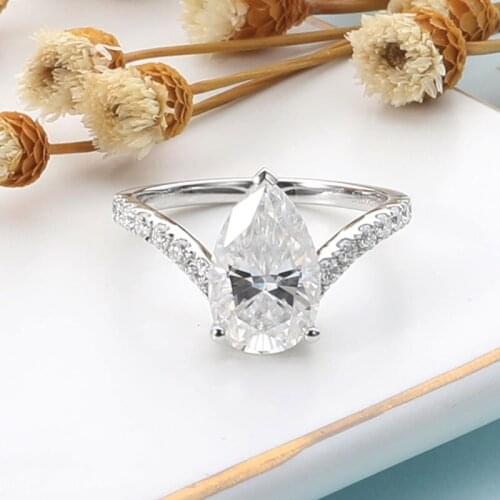 CxsJeremy Solid 14K White Gold Center 3ct 7*10mm Pear Crushed Ice Cut Moissanite Engagement Ring for Women Anniversary Gift