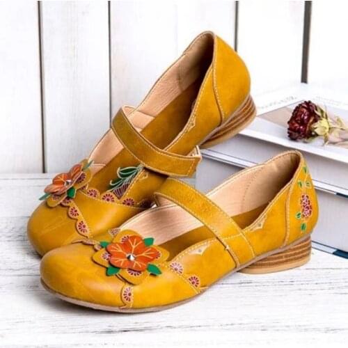 Retro shallow fashion embossed womens single shoe