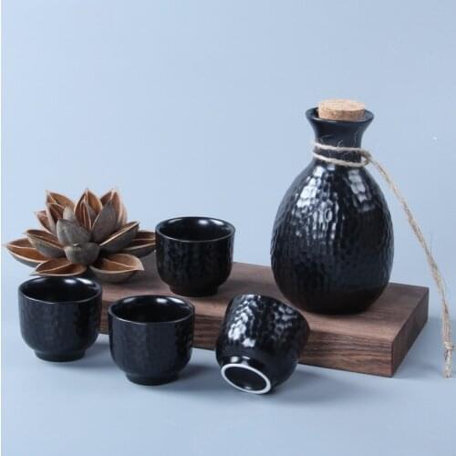 Japan-Style Ceramic Bar Set 1 Wine Pot 4 Cups Sake Fruit Wine Liquor Divider Honeycomb Surface Decanter Wine Cup Hip Flask