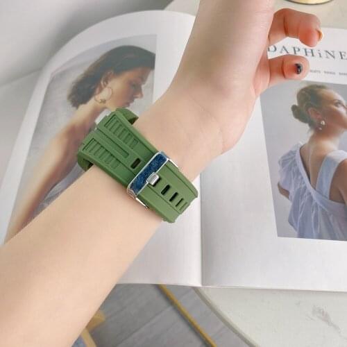 38mm 42mm Silicone Protective Case Strap for Apple Watch Series 6se 5 4 3 2 1 Sport Cover Band for iWatch Accessories 40mm 44mm