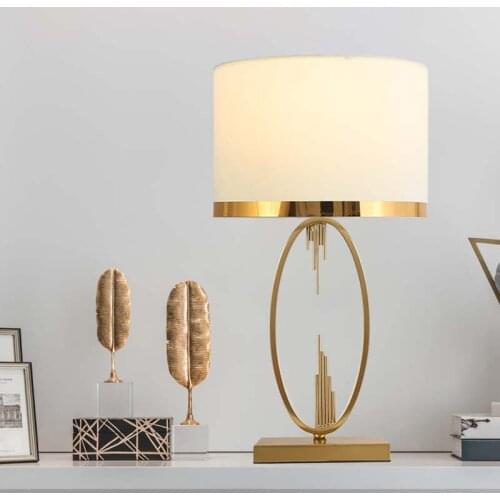 Luxury Post Modern Iron Table Lamp Bedside Lamp Bedroom European Simple Table Lamp For Living Room Sample Room Home Decor