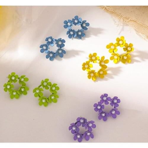 Spring Fresh Pearl Flower Stud Earrings New Trendy Personality Sweet Ear Studs Student Simple and Atmospheric Bouquet Earring