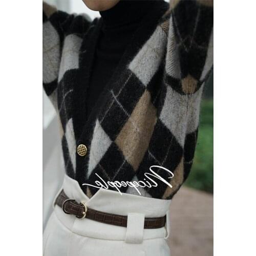 Classic Rhombus Grid Thick Retro Knitted Cardigan Sweater Women Fall/Winter Outer Wear Pullover WomenS Top Trend