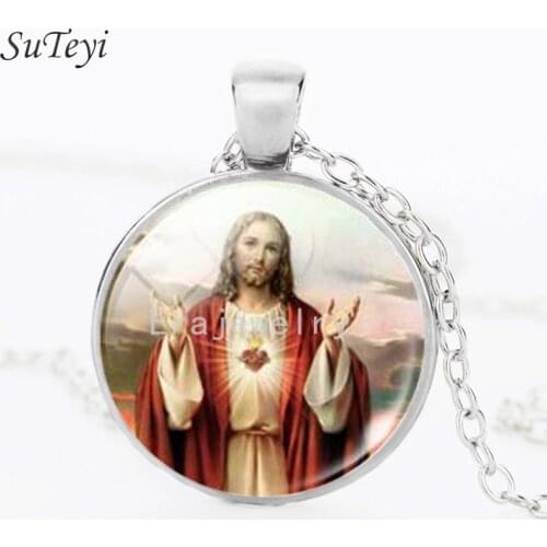 SUTEYI Classic Jesus Women Necklace Round Glass Cabochon Jesus Pendant Art Photo Handmade Necklace Sliver Color Religion Jewelry