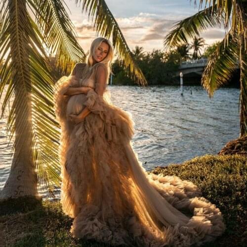 2021 New Maternity Dress Photography Props Pregnancy Robes Long Ruffles Deep V Neck Women Celebrity Nightgowns Plus Size