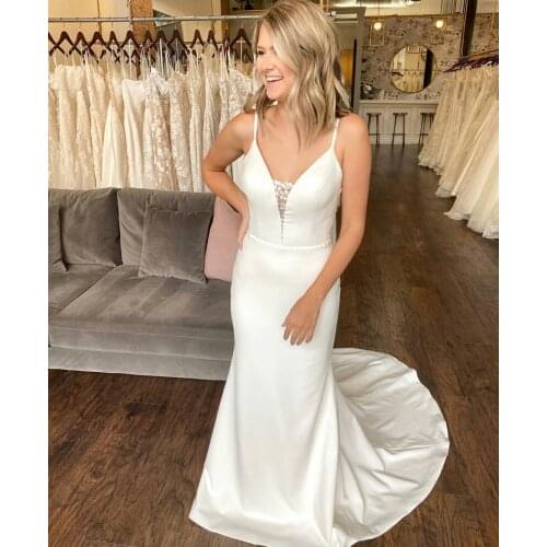 Wedding Dress Mermaid V-Neck Spaghetti Straps Lace Appliques Satin Backless Sleeveless Floor Length Sweep Train Bridal Gown New