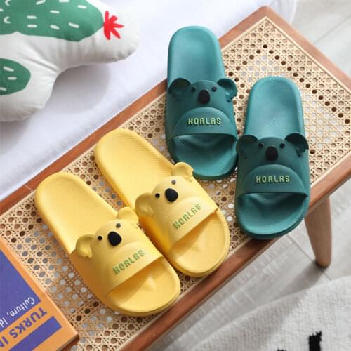 LLUUMIU Women Slippers Cartoon Koala Indoor Sleepers Summer Flat Slippers Couple Non-Slip Beach Slides Home Floor Cute Shoes