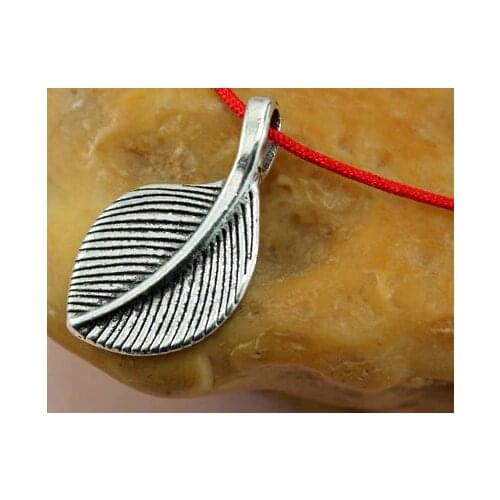 20pcs/lot Tibetan Silver spacer Leaf pendant Loose Bead Spacer Beads Connectors for DIY Jewelry Making bracelet rfrg4