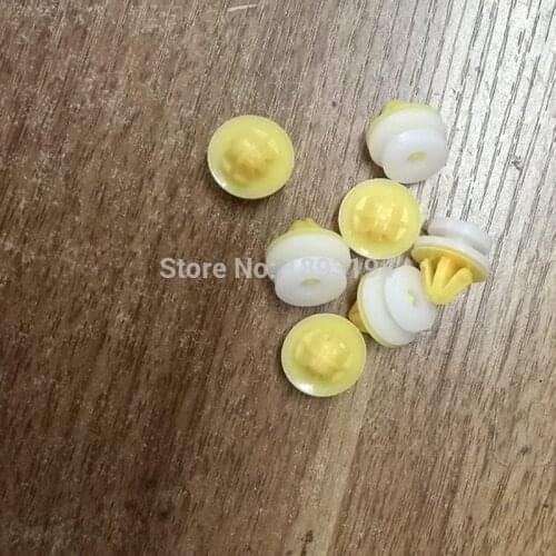 50 moulding tailgate washer DYC101420 for Land Range LR 3 4 Freelander 1 2 Discovery 3 4 Rover Sport car clips