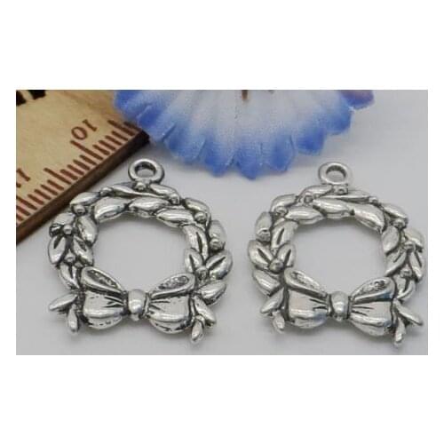 20pcs Tibetan Silver Christmas Garland Pendant Charms Fit Jewellery 25x19mm