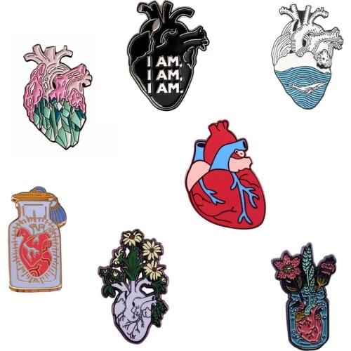 High Quality Copper Material Anatomical Heart Pin Medical Anatomical Brooch Neurologist and Nurse Lapel Pin Bag Badge Gift